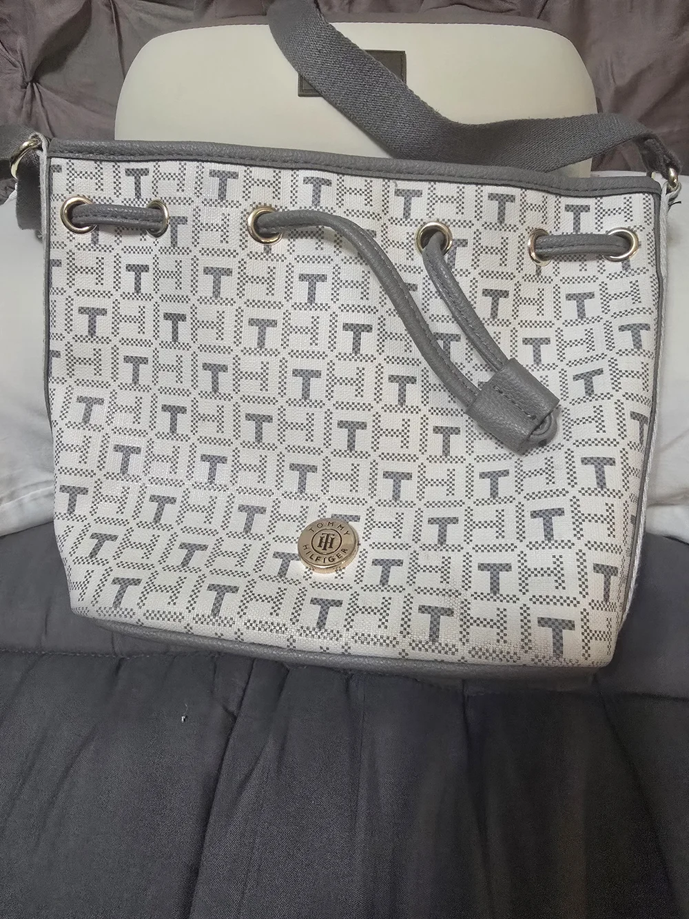 Tommy Hilfiger White & Gray Monogram Drawstring Tote